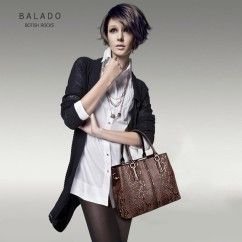 Elevate Your Style with Our Elegant Snakeskin Pattern PU Handbag