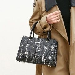 Stylish PU Leather Handbag - Perfect for Every Occasion!