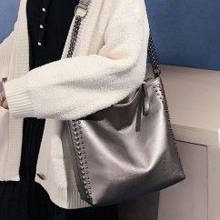 Versatile PU Leather Handbag with Studded Accents – Stylish and Durabl